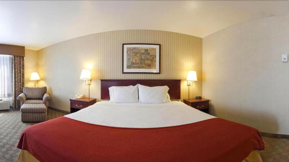 Holiday Inn Express Hotel & Suites Henderson - Traffic Star By Ihg Esterno foto