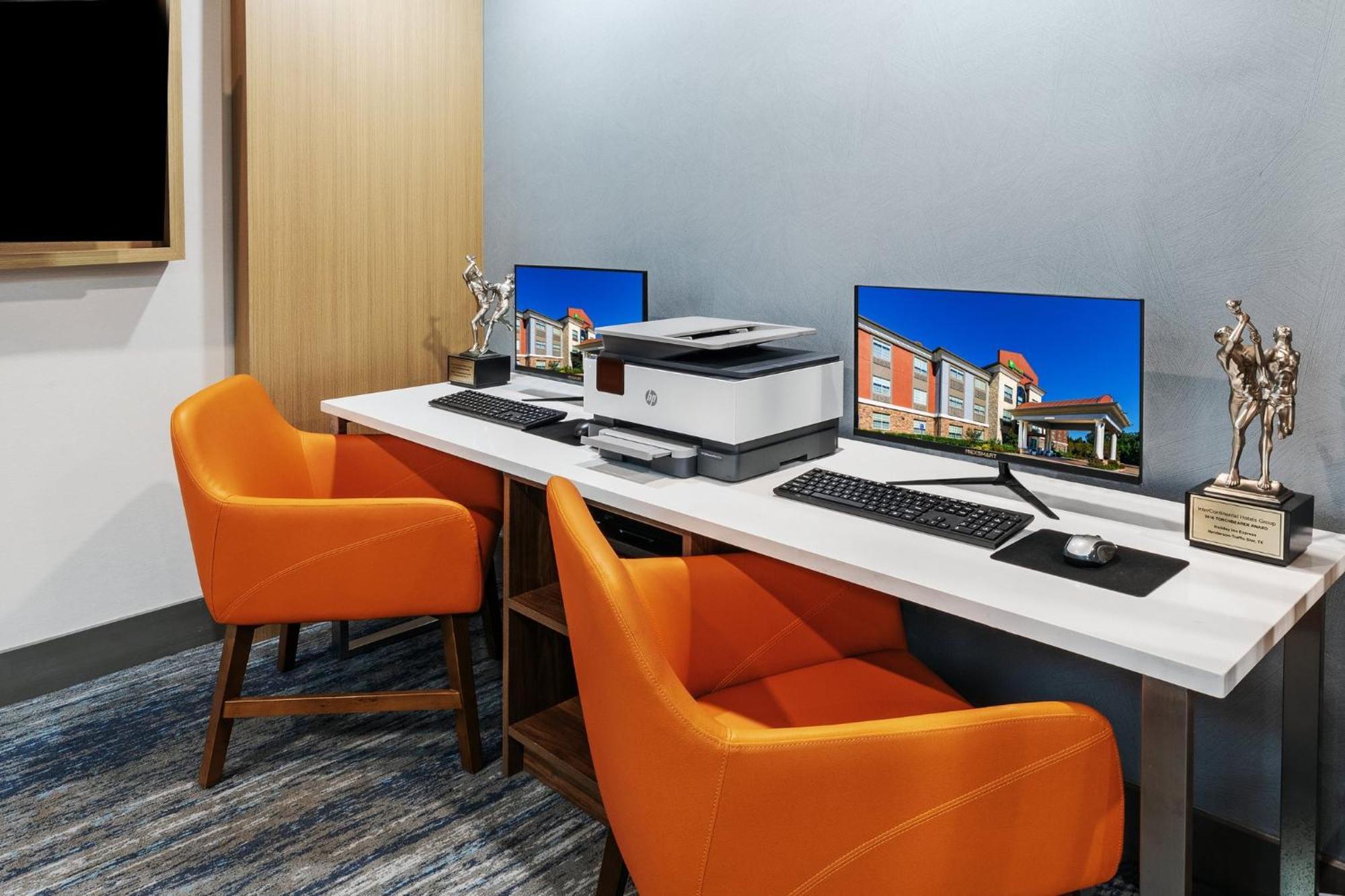 Holiday Inn Express Hotel & Suites Henderson - Traffic Star By Ihg Esterno foto
