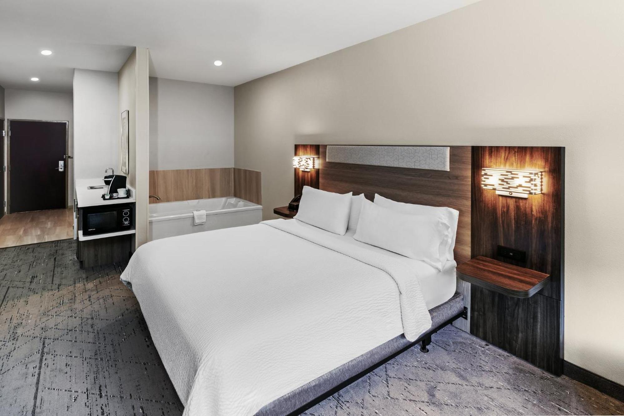 Holiday Inn Express Hotel & Suites Henderson - Traffic Star By Ihg Esterno foto